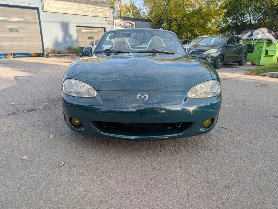 2001 Mazda NB MX-5 Miata - Image 2 of 20