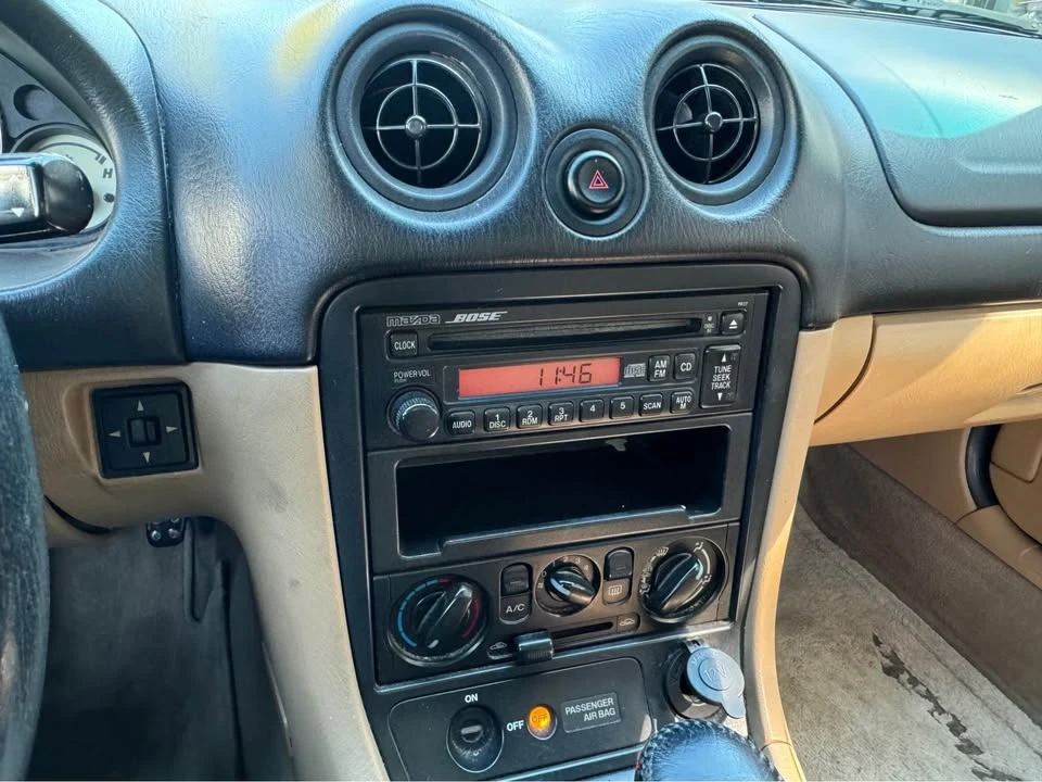 2001 Mazda NB MX-5 Miata - Image 10 of 10
