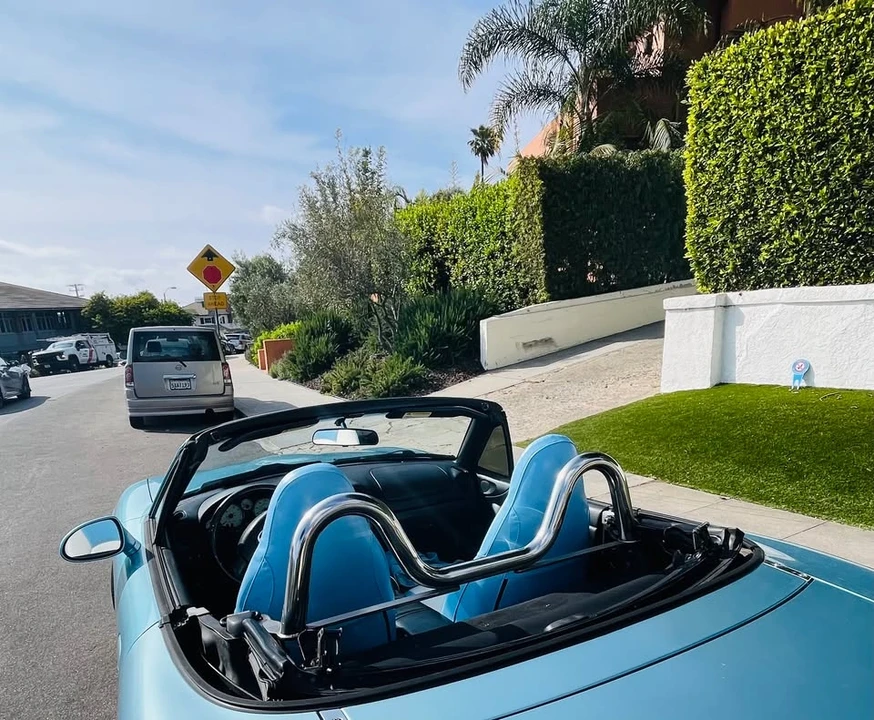 2001 Mazda NB MX-5 Miata - Image 10 of 17