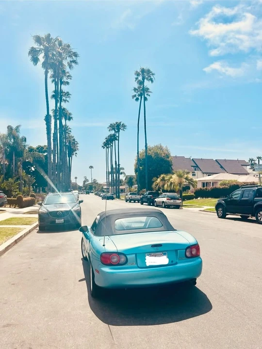 2001 Mazda NB MX-5 Miata - Image 2 of 17