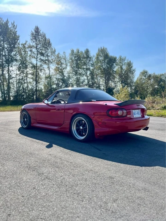 2001 Mazda NB MX-5 Miata - Image 13 of 21