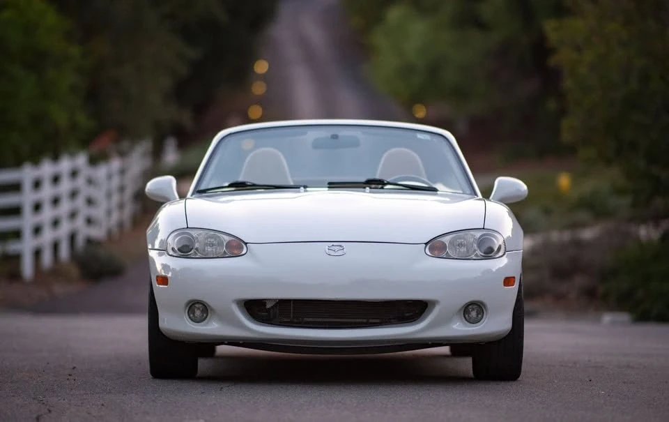 2001 Mazda NB MX-5 Miata - Image 3 of 15