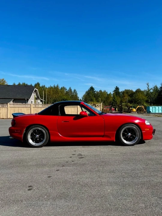2001 Mazda NB MX-5 Miata - Image 20 of 21