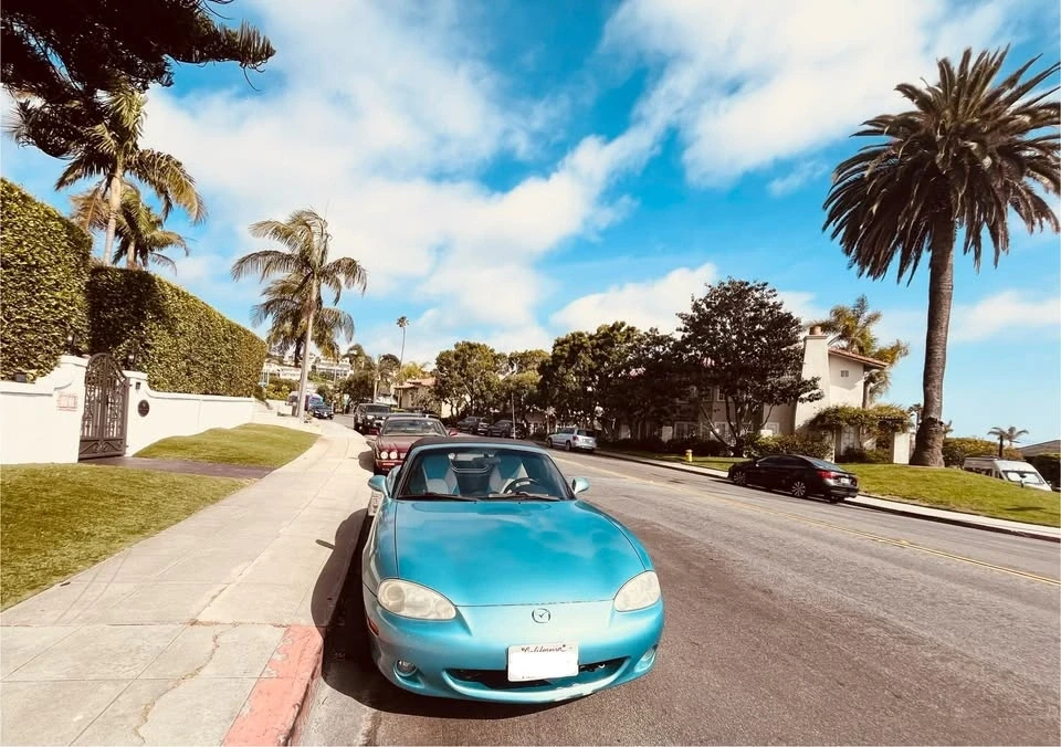 2001 Mazda NB MX-5 Miata - Image 5 of 17