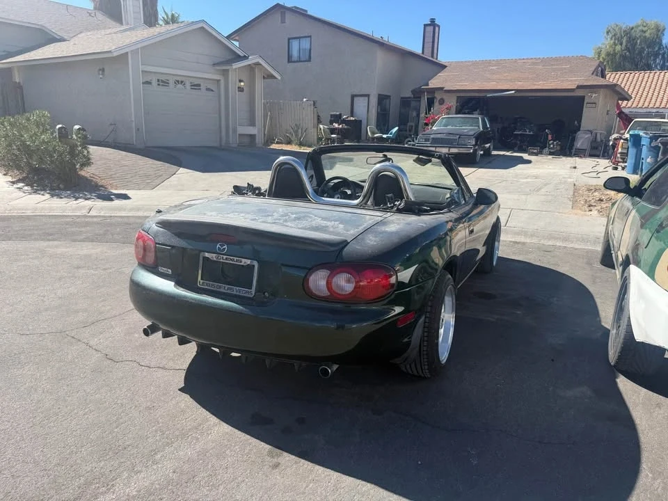 2001 Mazda NB MX-5 Miata - Image 3 of 3