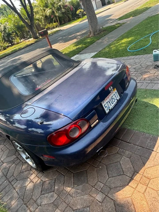 2001 Mazda NB MX-5 Miata - Image 5 of 10