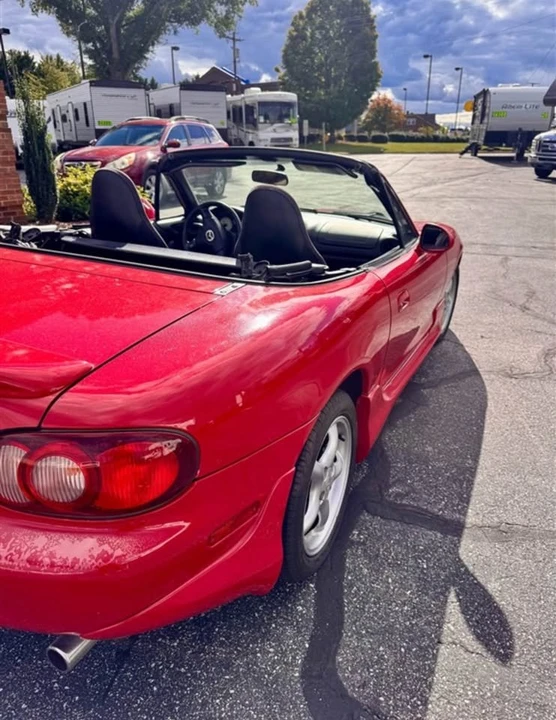 2001 Mazda NB MX-5 Miata - Image 6 of 8