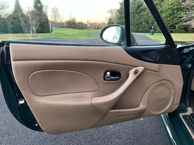 2001 Mazda NB MX-5 Miata - Image 12 of 13