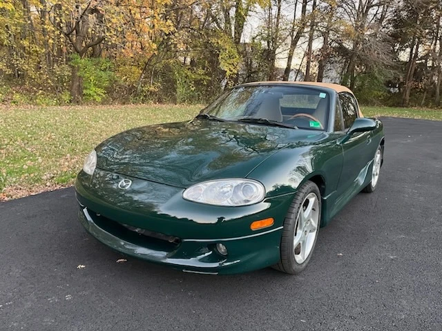 2001 Mazda NB MX-5 Miata - Image 2 of 13