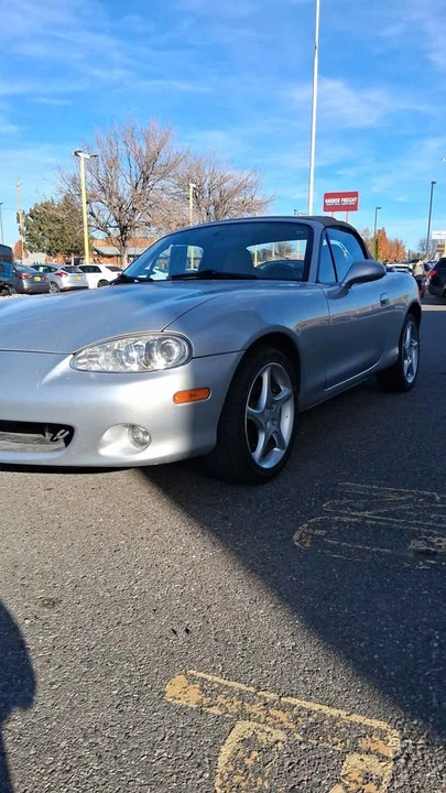 2001 Mazda NB MX-5 Miata - Image 4 of 9
