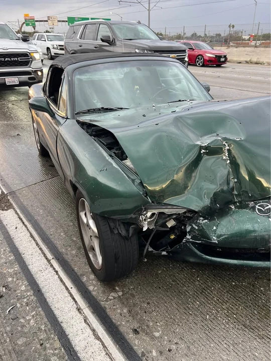 2001 Mazda NB MX-5 Miata - Image 5 of 7