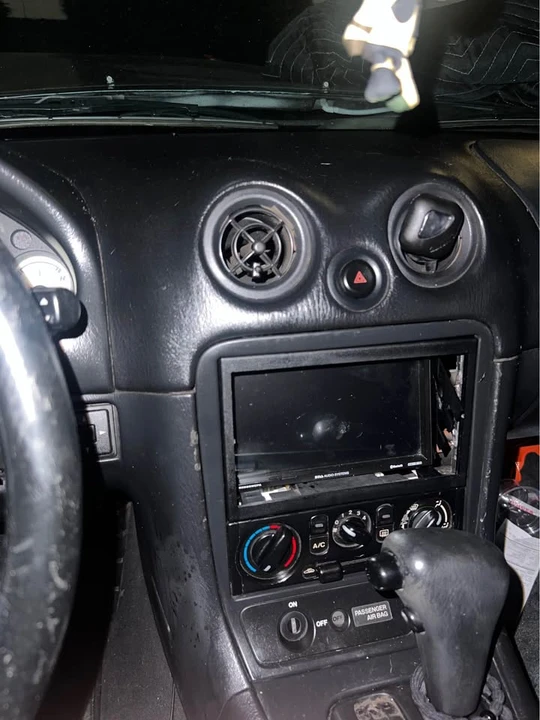 2001 Mazda NB MX-5 Miata - Image 7 of 7