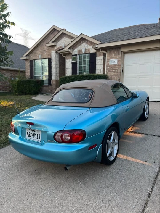 2001 Mazda NB MX-5 Miata - Image 4 of 16