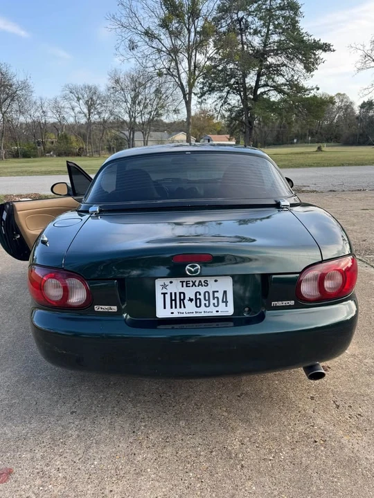 2001 Mazda NB MX-5 Miata - Image 5 of 9
