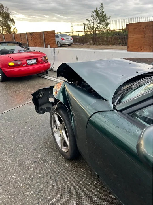 2001 Mazda NB MX-5 Miata - Image 4 of 7