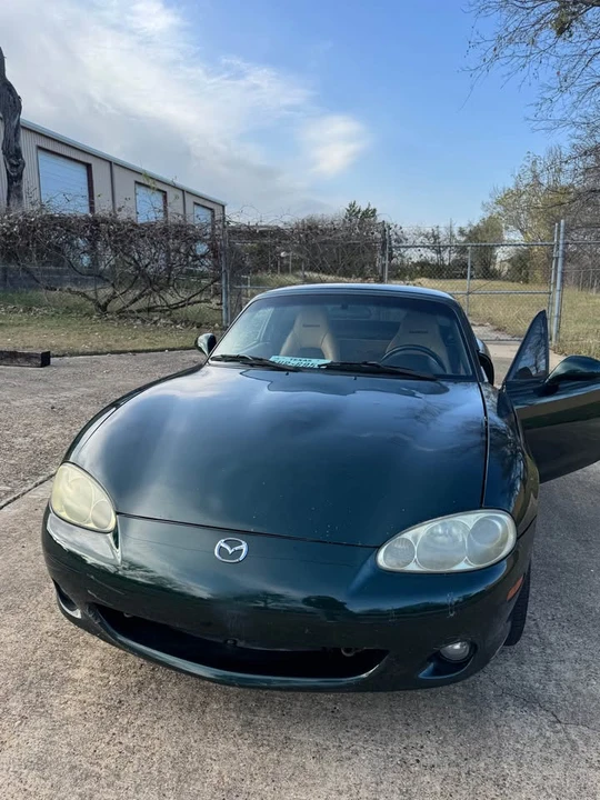 2001 Mazda NB MX-5 Miata - Image 4 of 9