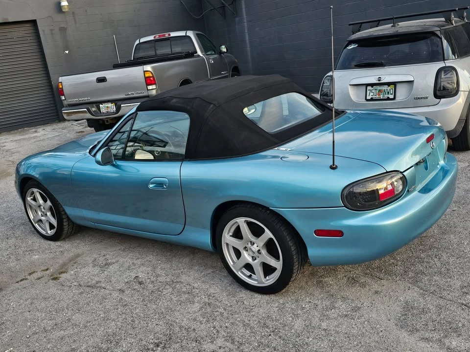2001 Mazda NB MX-5 Miata - Image 4 of 19