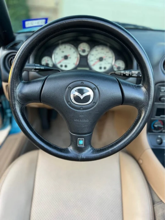 2001 Mazda NB MX-5 Miata - Image 11 of 16