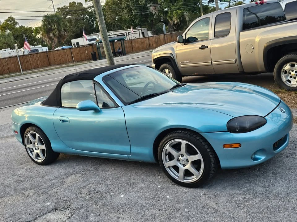 2001 Mazda NB MX-5 Miata - Image 3 of 19