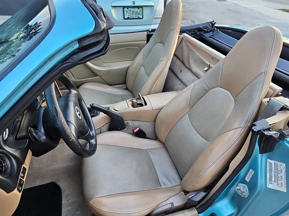 2001 Mazda NB MX-5 Miata - Image 12 of 19