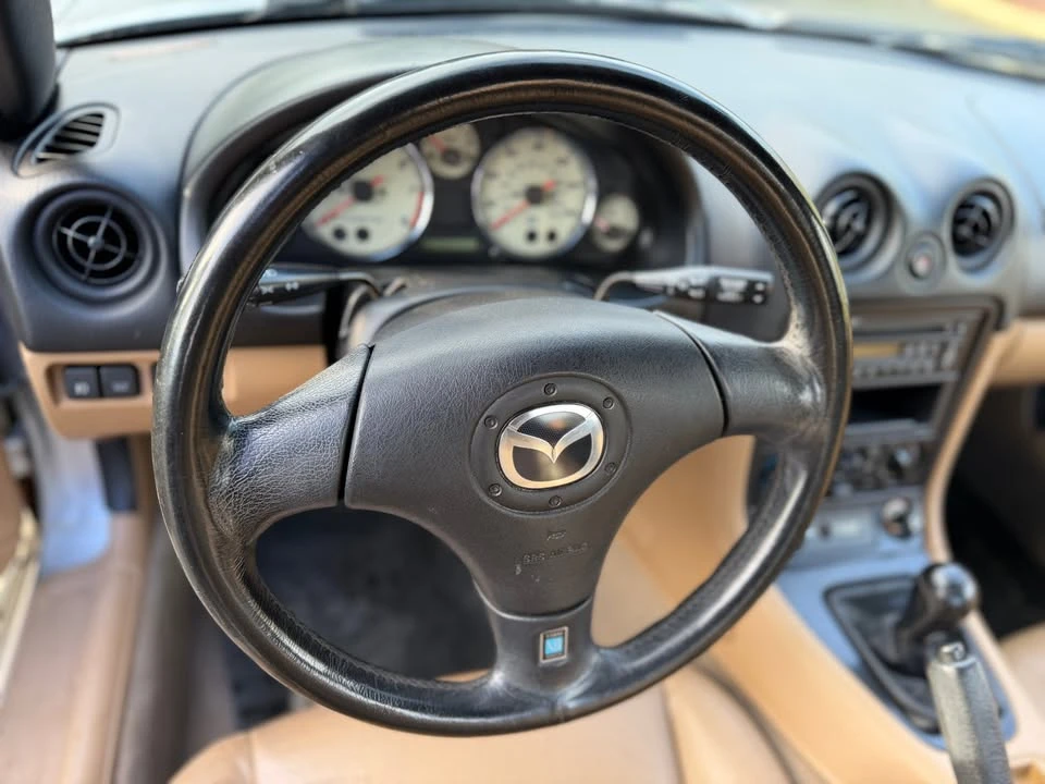 2001 Mazda NB MX-5 Miata - Image 9 of 12