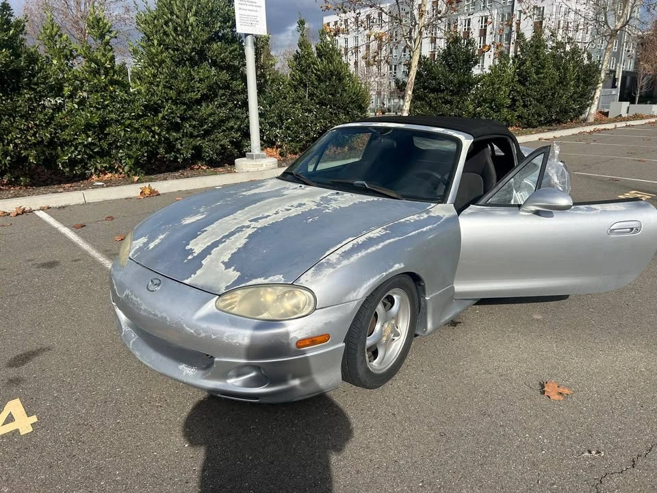 2001 Mazda NB MX-5 Miata - Image 5 of 11