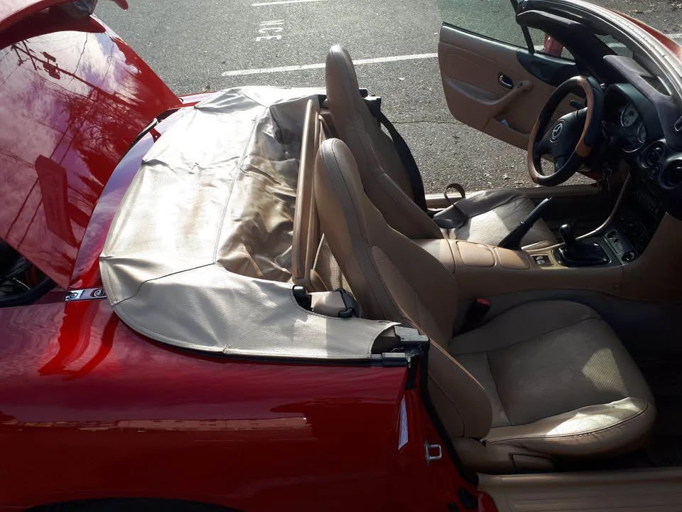 2001 Mazda NB MX-5 Miata - Image 12 of 16