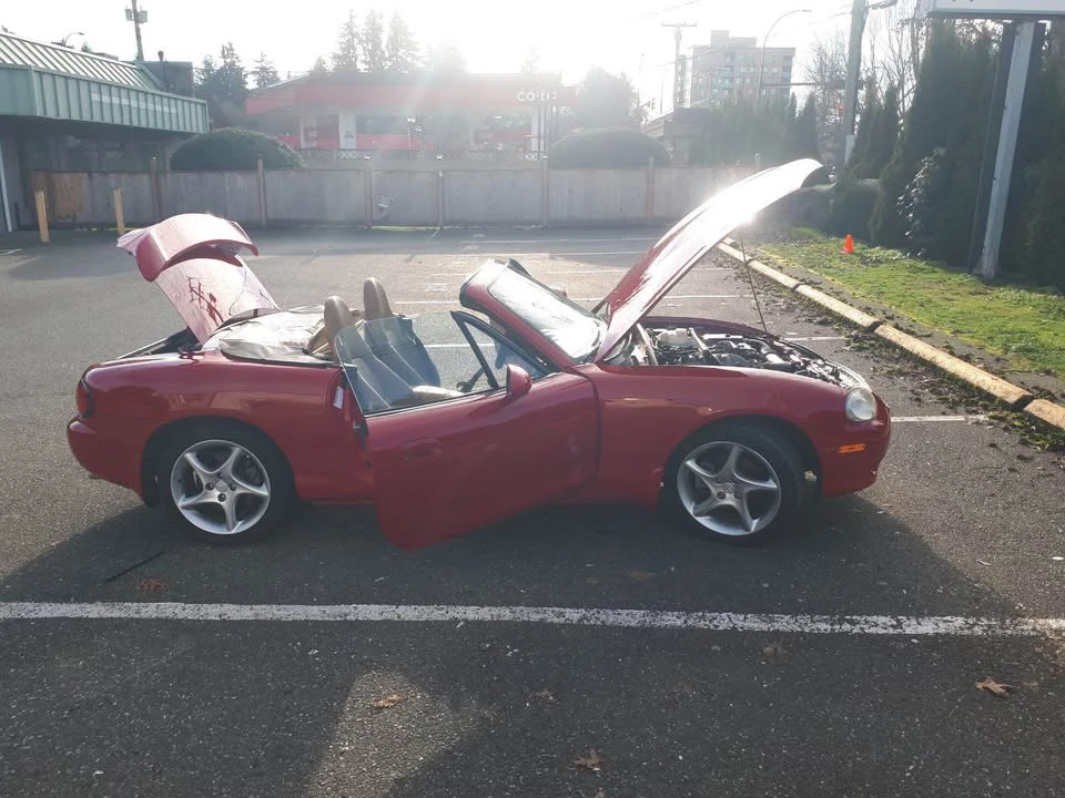 2001 Mazda NB MX-5 Miata - Image 11 of 16