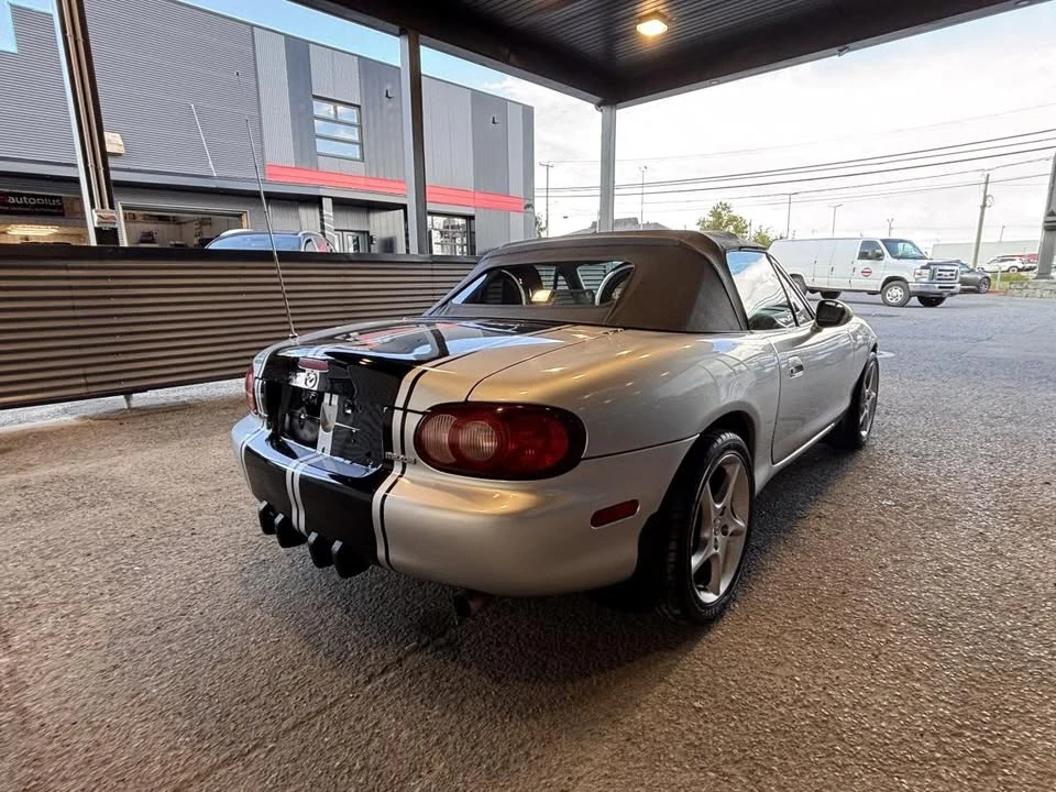 2001 Mazda NB MX-5 Miata - Image 5 of 13