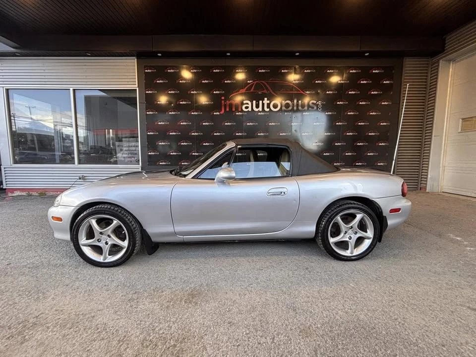 2001 Mazda NB MX-5 Miata - Image 2 of 13