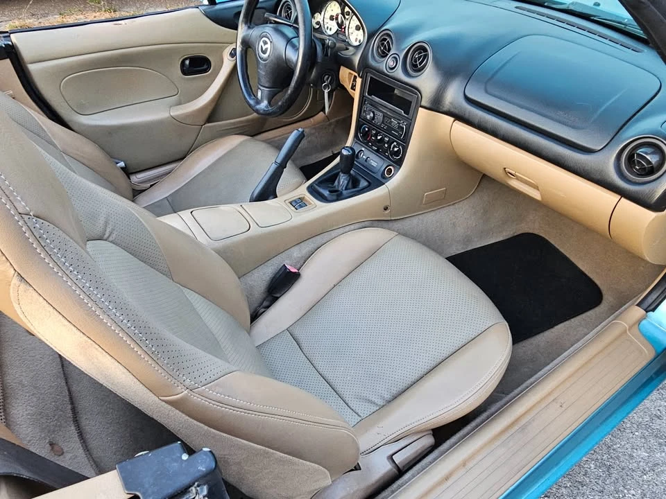 2001 Mazda NB MX-5 Miata - Image 9 of 20