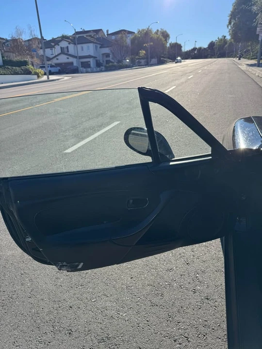 2001 Mazda NB MX-5 Miata - Image 4 of 10