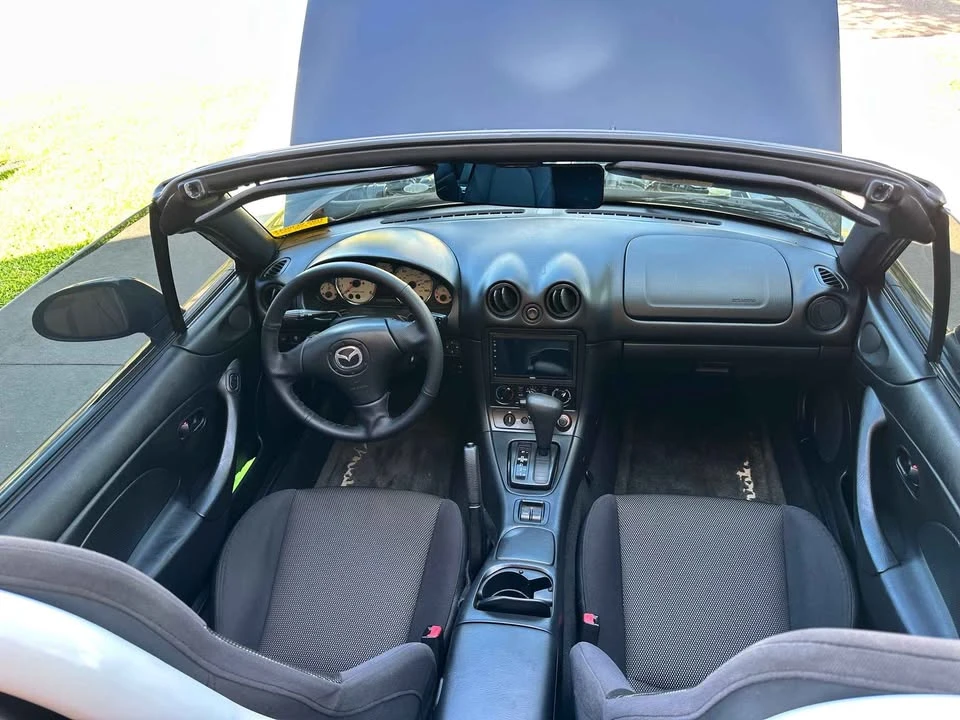 2001 Mazda NB MX-5 Miata - Image 2 of 3