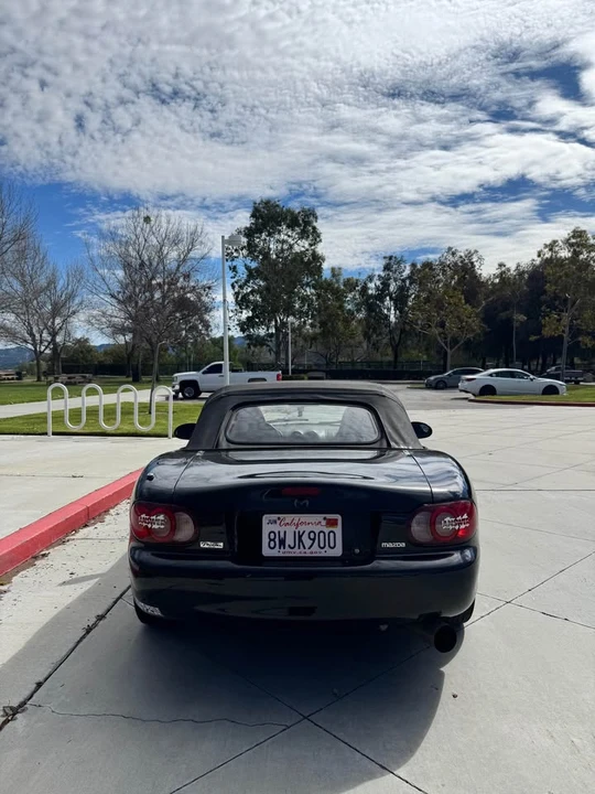 2001 Mazda NB MX-5 Miata - Image 6 of 12