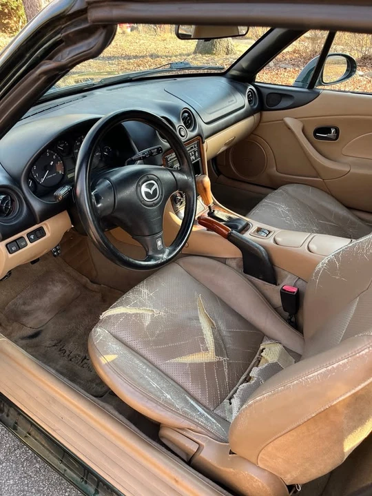 2001 Mazda NB MX-5 Miata - Image 4 of 7