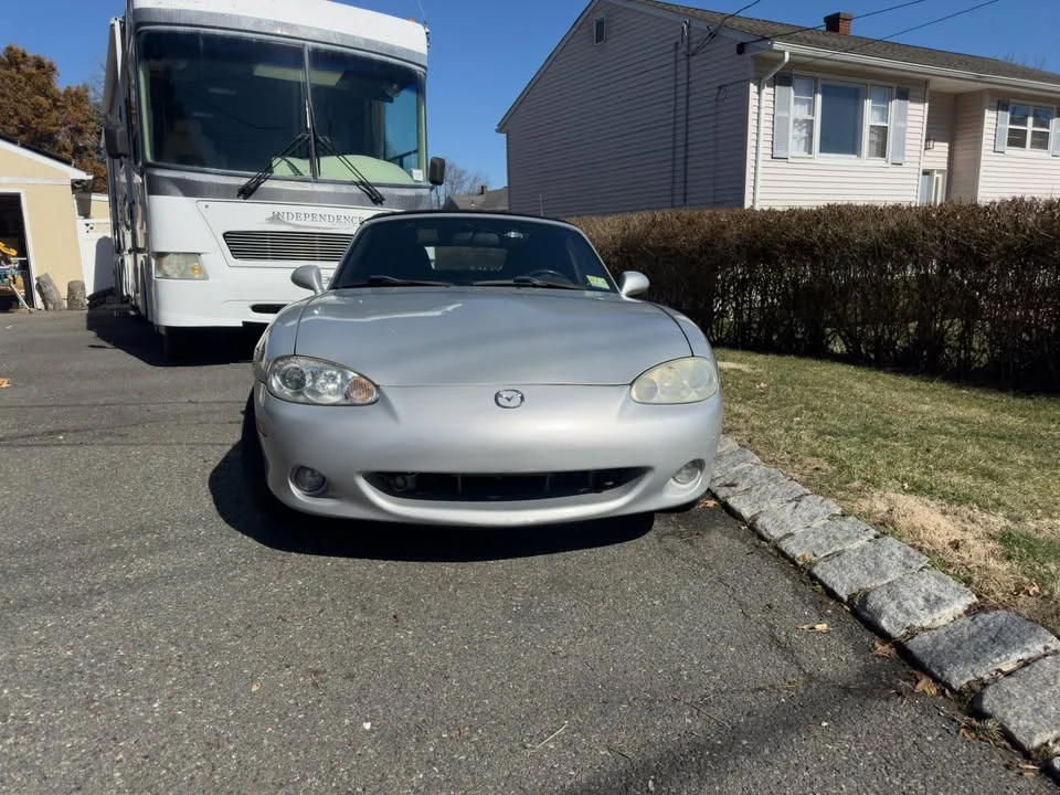 2001 Mazda NB MX-5 Miata - Image 4 of 17