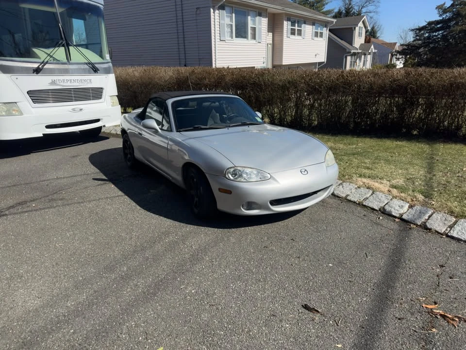 2001 Mazda NB MX-5 Miata - Image 5 of 17