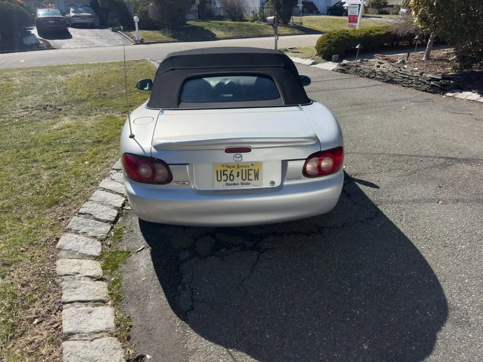 2001 Mazda NB MX-5 Miata - Image 7 of 17
