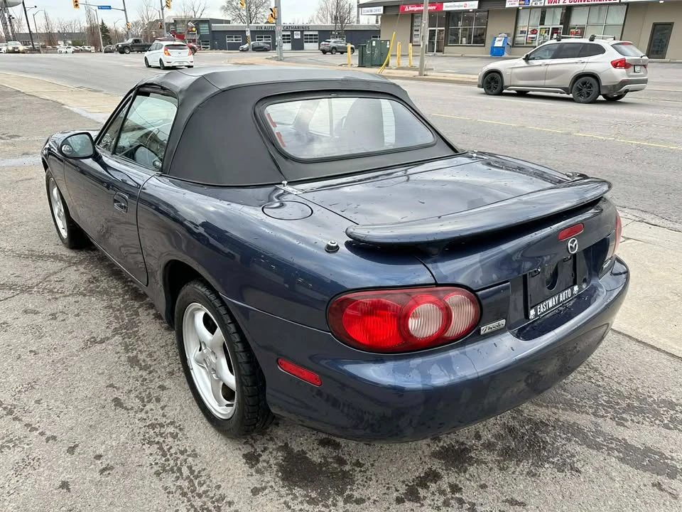 2001 Mazda NB MX-5 Miata - Image 7 of 14