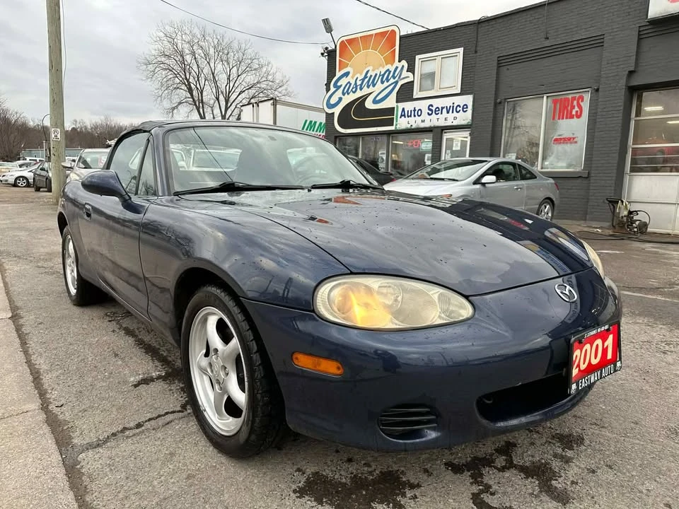 2001 Mazda NB MX-5 Miata - Image 3 of 14