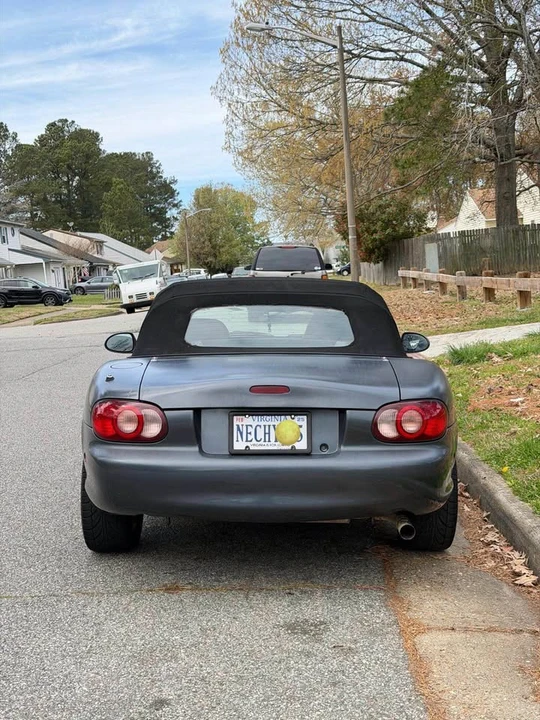 2001 Mazda NB MX-5 Miata - Image 2 of 15