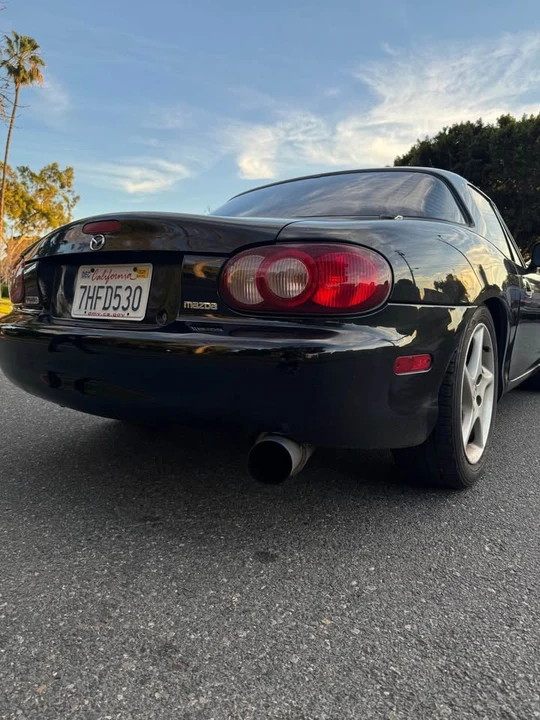 2001 Mazda NB MX-5 Miata - Image 9 of 9