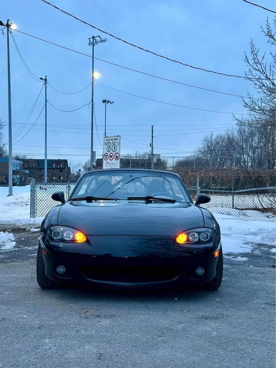 2001 Mazda NB MX-5 Miata - Image 6 of 12
