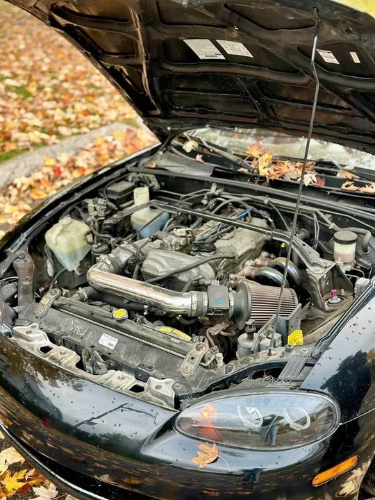 2001 Mazda NB MX-5 Miata - Image 11 of 12
