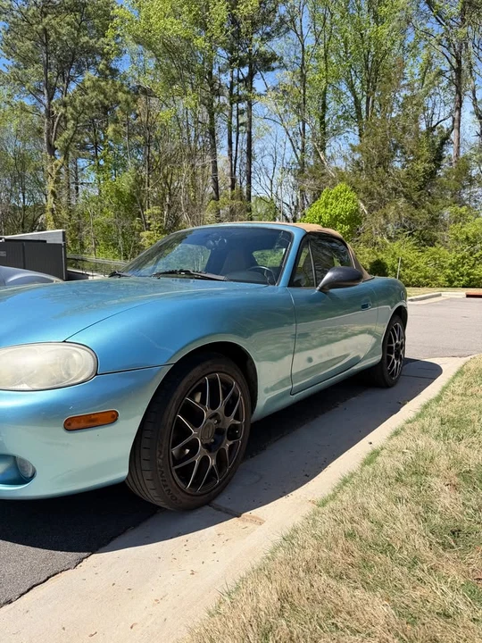 2001 Mazda NB MX-5 Miata - Image 8 of 16