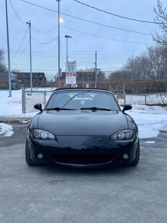 2001 Mazda NB MX-5 Miata - Image 3 of 12