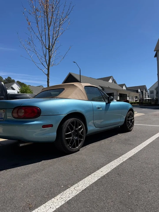 2001 Mazda NB MX-5 Miata - Image 11 of 16