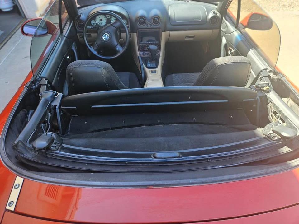 2001 Mazda NB MX-5 Miata - Image 10 of 20