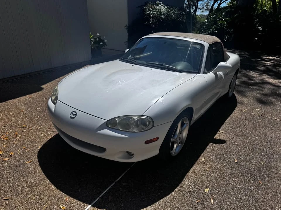 2001 Mazda NB MX-5 Miata - Image 5 of 6