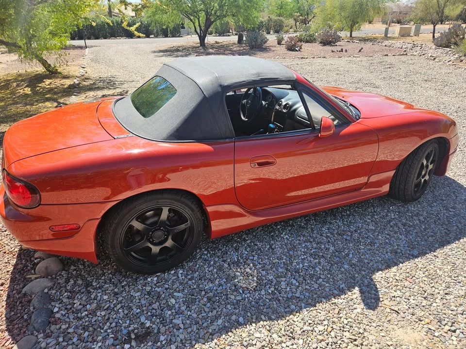 2001 Mazda NB MX-5 Miata - Image 13 of 20